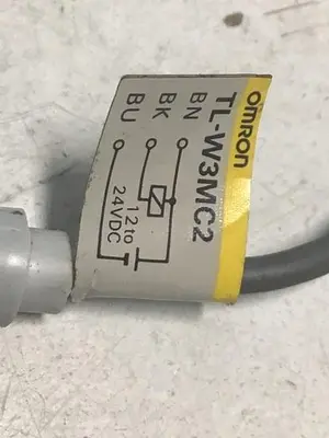 USED OMRON TL-W3MC2