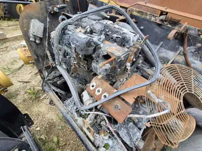 USED CATERPILLAR TH560B