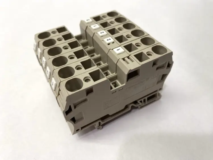 Used WEIDMÜLLER FEED-THROUGH TERMINAL BLOCK 1746750000 LOT OF 6 Terminal Blocks | Maverick Industrial Sales #1103388