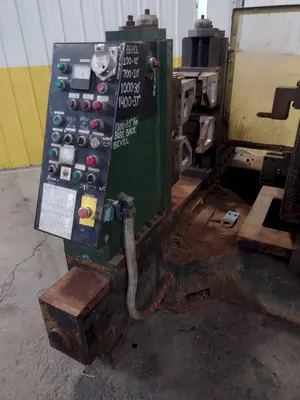 6" TO 24" SANRIKU MODEL #YS-800 HEAVY DUTY PIPE FACING MACHINE: STOCK #17948
