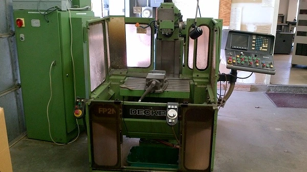 Used 1984 DECKEL FP2NC Universal Mills Vermont US | Two Spade Machinery LLC #506771