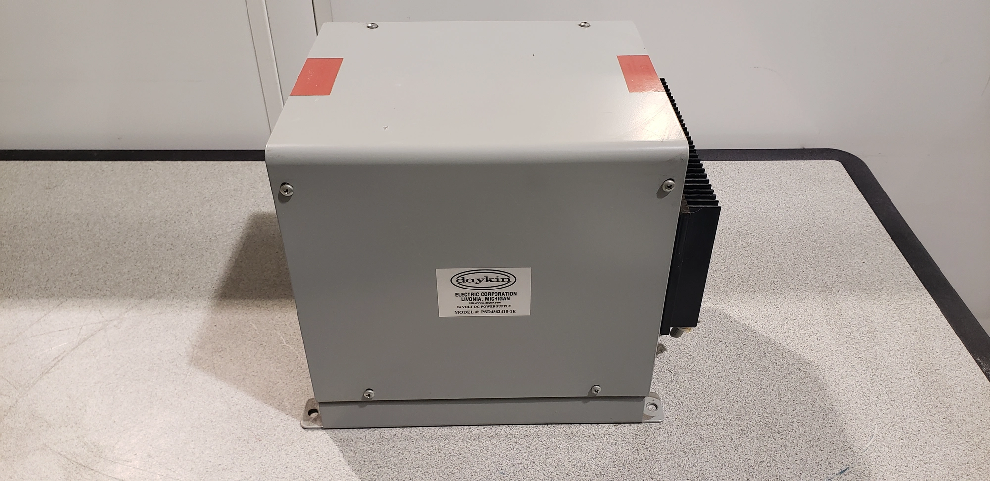 Daykin 24v DC Power Supply PSD4862410-1E