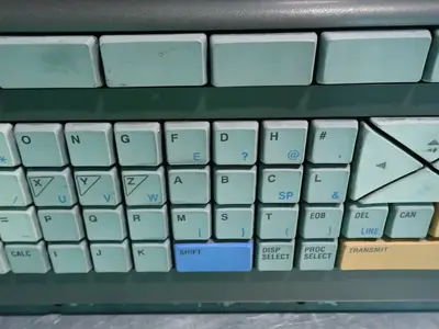Used ALLEN BRADLEY 8520OPC Automation Control (HMI) Ohio US | HGR 24 #884140