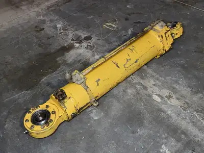 USED 2022 KOMATSU EL7952