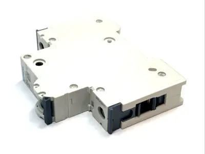 USED SIEMENS MINIATURE CIRCUIT BREAKER–1‑POLE