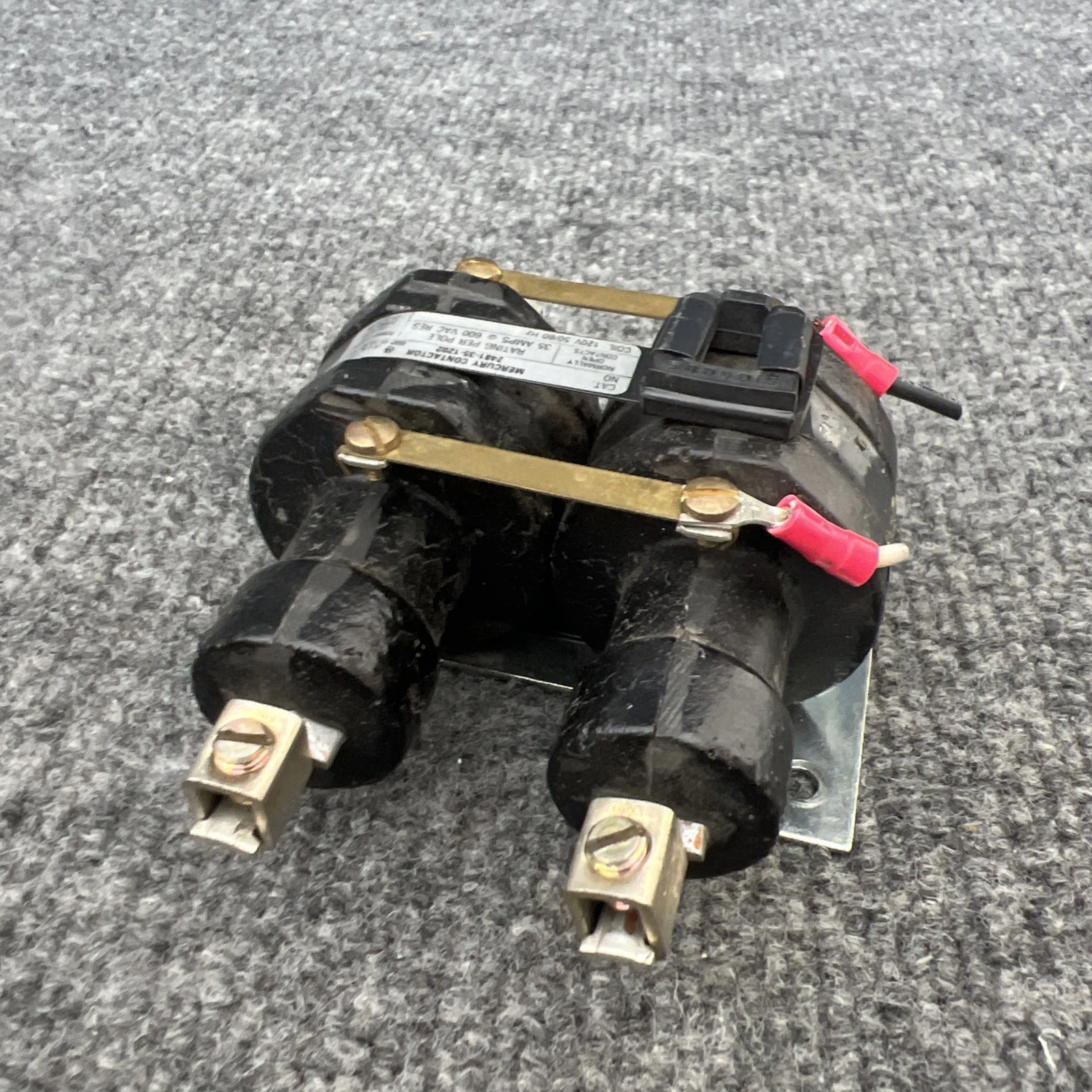 Used Love Control Corporation 2481-35-1202 PLC Contactors California US | Davliegogo LLC #1708560
