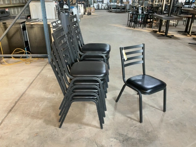 Used LOT OF (10) METAL CHAIRS WITH PADDED SEATS Party/Banquet Supplies Michigan US | Miedema Asset Management Group #1761576