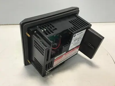 USED ALLEN BRADLEY 2711-T5A2L1