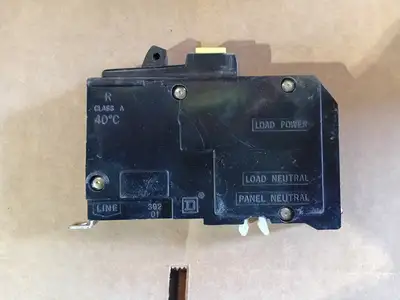 Used SQUARE D QOB115 Switchgears British Columbia CA | Lenmark #1438676