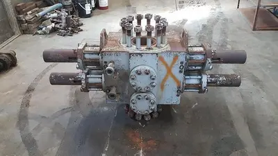 USED SHAFFER 7 1/16" 5M DOUBLE RAM BOP