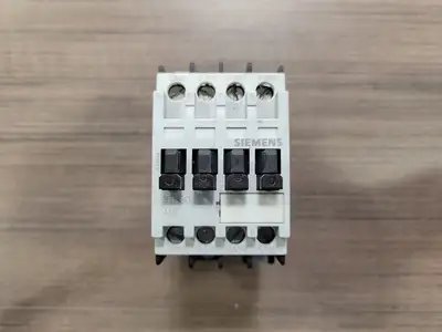 USED SIEMENS 3TH3040-0A