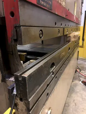 90 TON X 8' CINCINNATI MODEL 90FMIIx6 HYDRAULIC PRESS BRAKE: STOCK #15768