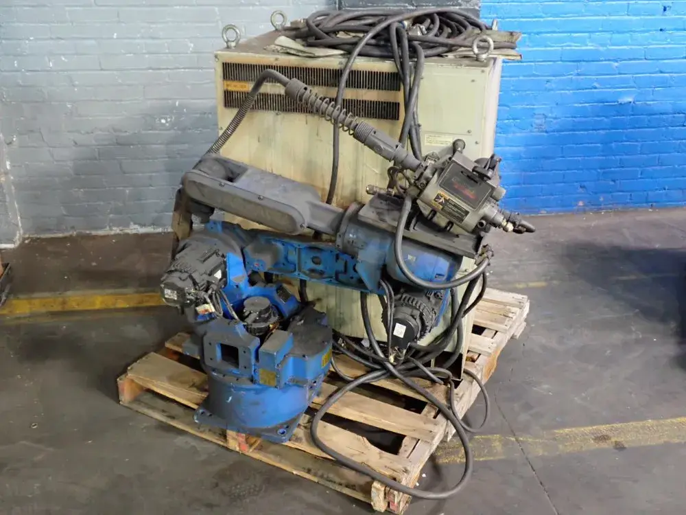 USED 2013 YASKAWA MOTOMAN MH6