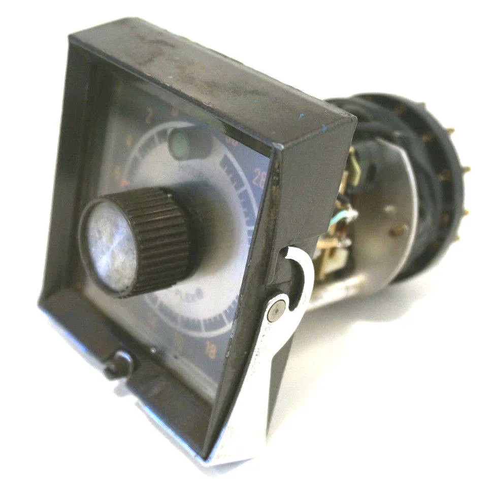 REFURBISHED EAGLE SIGNAL HP510A6 TIMER 120V 60HZ