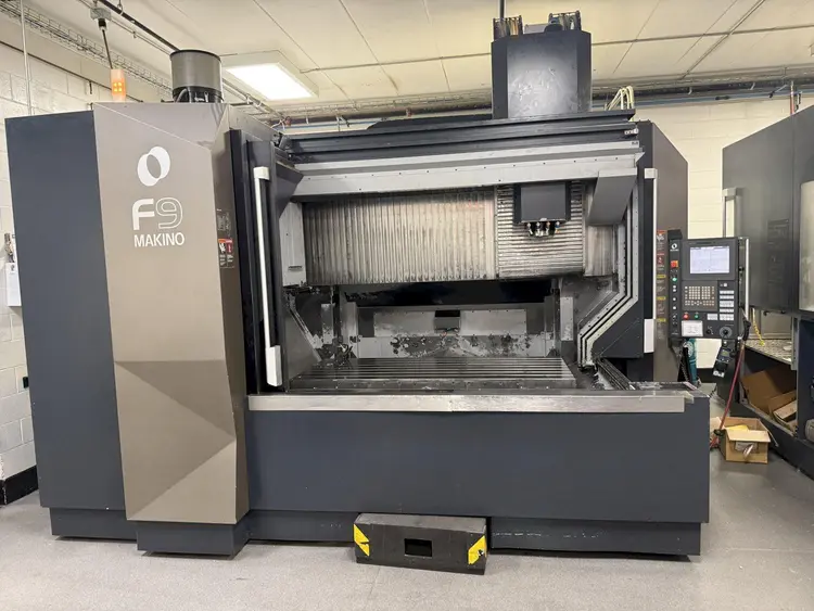 Used 2015 MAKINO F9 Vertical Machining Centers Michigan US | Tramar Industries #419536