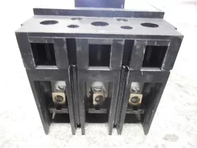 ABB UXAB 727131 R 103 Circuit Breaker 20 Amps 600VAC Used
