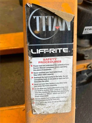 Used TITAN _UNKNOWN_ Pallet Jacks California US | MachineryMax #1390422