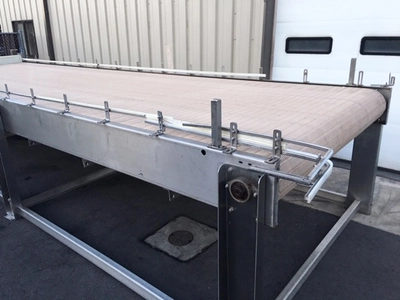 Alliance 6’6” Wide x 24’ Long Bi-Directional Accumulation Table
