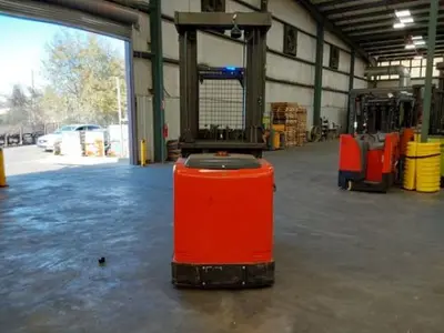USED 2022 RAYMOND 560-OPC30TT