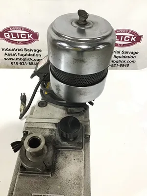 Leybold TRIVAC 92500499 Vane Vacuum Pump with Baldor VL3510 Motor