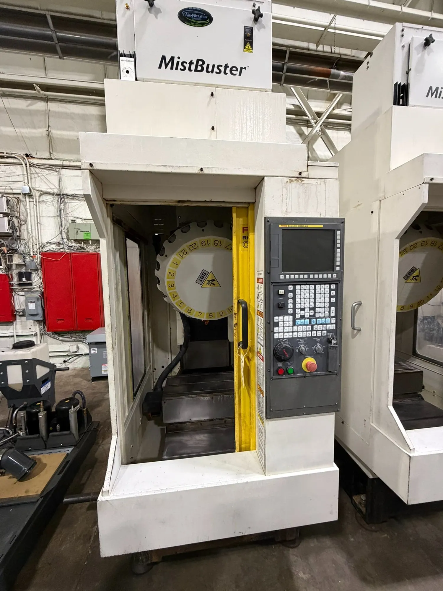 FANUC ROBODRILL A-D21SiA5 3-AXIS CNC DRILL TAP VERTICAl, NEW 2013