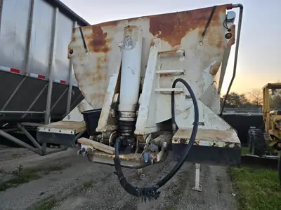 USED 2009 DRAGON 28FT