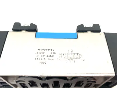 USED FESTO PNEUMATIC VALVE 5/3-WAY 151010