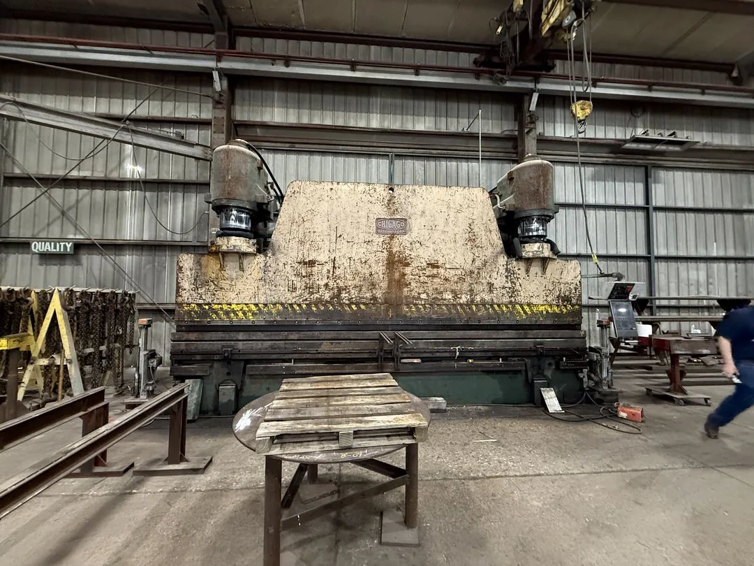 Chicago/Pacific 750-V-14 Press Brake 700 Ton x 20' (LOCATION: Schertz, TX)