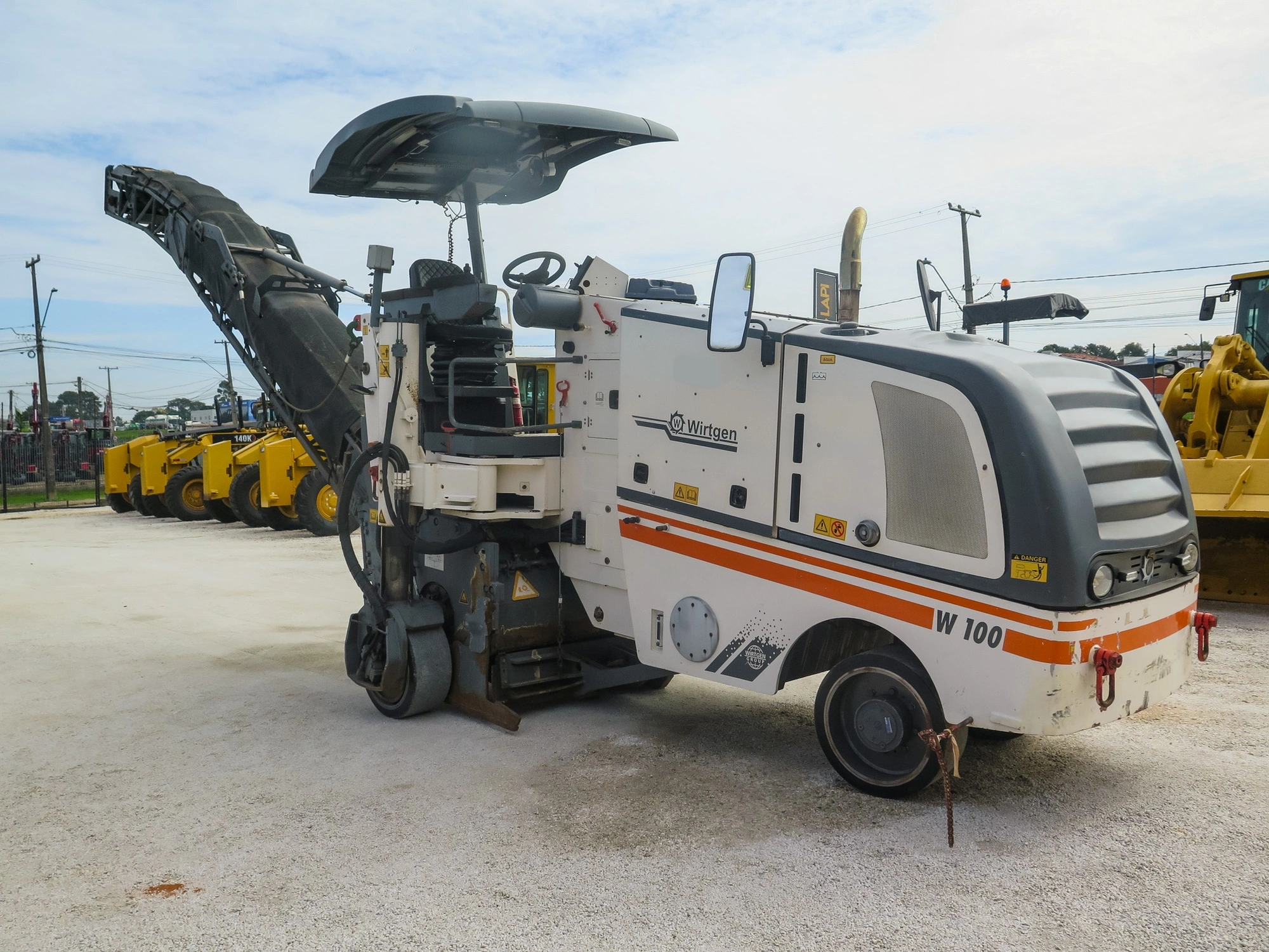 Used 2014 WIRTGEN W100 Asphalt Pavers Florida US | US Global Heavy Equipment Solutions #1412633