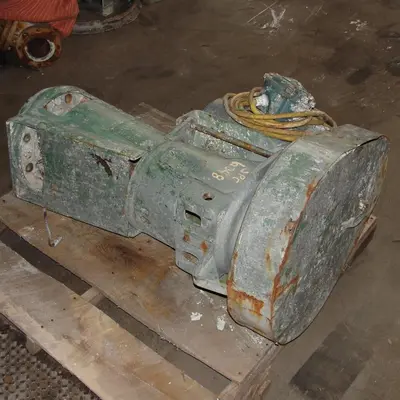 USED LIGHTNIN 108VSEDS10