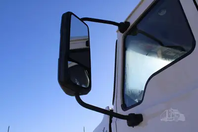 New | in-Stock 2027 MACK MD7 Rolloff Trucks Texas US | Roll Off Truck World #1491883