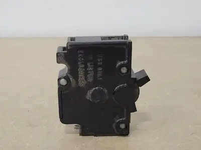 30 Amp, 1 Pole, 120/240 volts Circuit Breaker