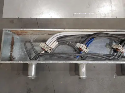 400 Amp, 120/208 volts Splitter Box