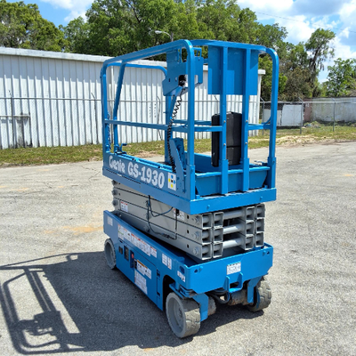 USED 2015 Genie GS-1930