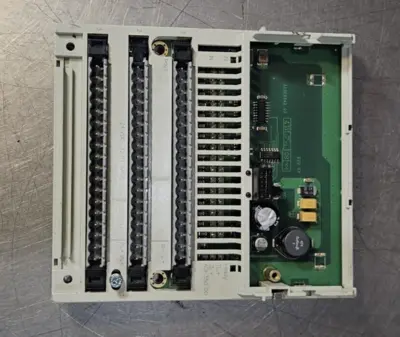 SCHNEIDER 170ADI35000 PLC Terminal Module (BIN632)