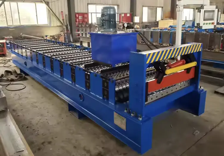 Metal Decking Roll Forming Machine – United Arab Emirates