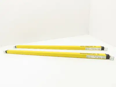 Schmersal SLC440COM-ER-0890-14 Safety Light Curtain Transmitter & Receiver Set
