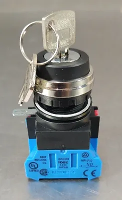 IDEC HW4K-2AF11 Key Switch. Loc 4E-17
