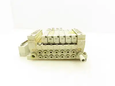 SMC VQ2100N-5 Pneumatic 7-Station Manifold 5/2 Solenoid Valves 24VDC