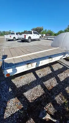 USED 2013 KENWORTH T800