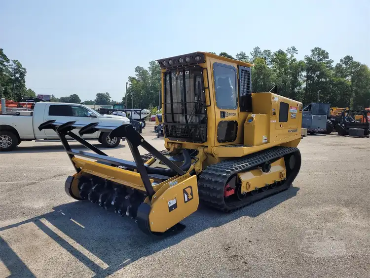 New | in-Stock 2023 RAYCO C200R Forestry Grinders Florida US | National Equipment Dealers #1422901
