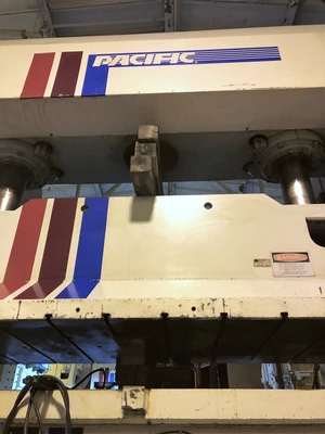 USED 1998 PACIFIC HYDRAULIC PRESSES PACIFIC 400 OBL 10/48 PRESS