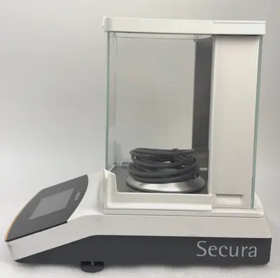 USED Sartorius Secura 124-1s