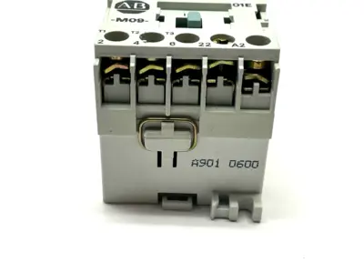 Allen Bradley 100-M09NZ2431 Ser. A Contactor - Used