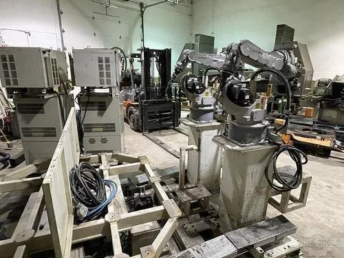 Used 2008 YASKAWA MOTOMAN YASKAWA MOTOMAN EA1400N Mig Welders Michigan US | RAB Industries, Inc. 1 #183982