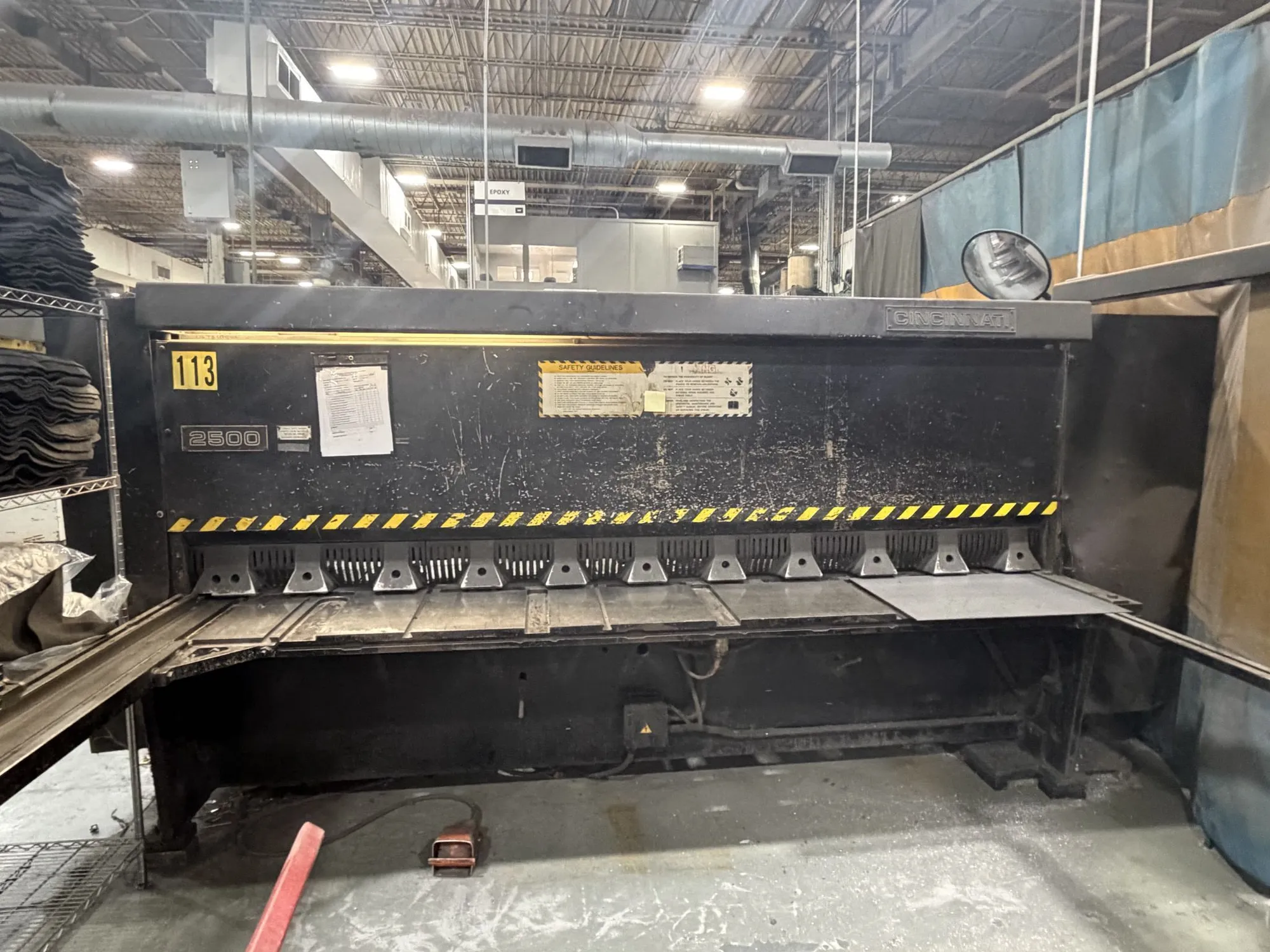 USED CINCINNATI INC 2500 x 10' Shear