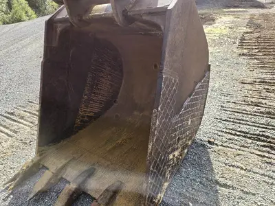 USED 1996 CATERPILLAR 325L