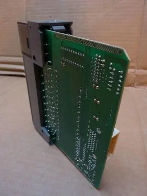 USED ALLEN BRADLEY 1746-OA16 SER C