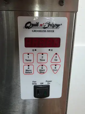Used Quik n' Crispy Used Quik n' Crispy QC900000 Model GF5 Ventless Greaseless Air Fryer - 208/240V 1PH Cookers / Coolers / Fryers Illinois US | Falcon Restaurant Supply #1373532