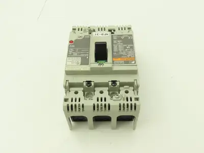 Fuji Electric BW50RAGU-3P005 3-Pole Auto Circuit Breaker 5A 500V 3Ph Lot of 9